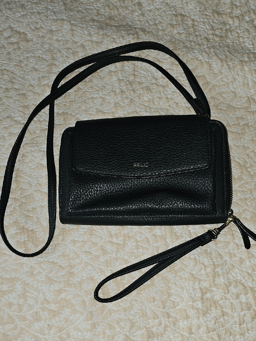 Relic Black Pebbled Crossbody Wallet